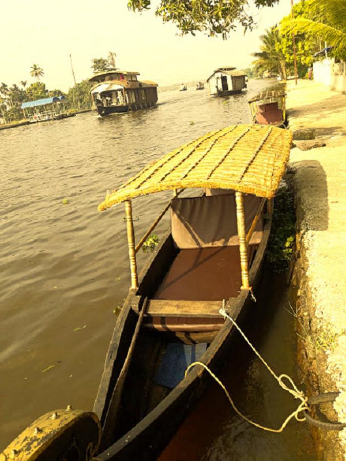 Alappuzha Aham Yoga Nest B&B 외부 사진
